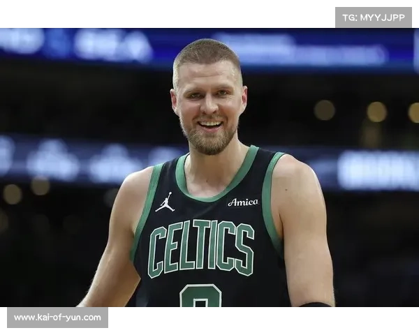 波尔津吉斯场均0.7盖帽数据 勇士内线护框高度短板获补强 波尔津吉斯场均0.7盖帽数据 勇士内线护框高度短板获补强